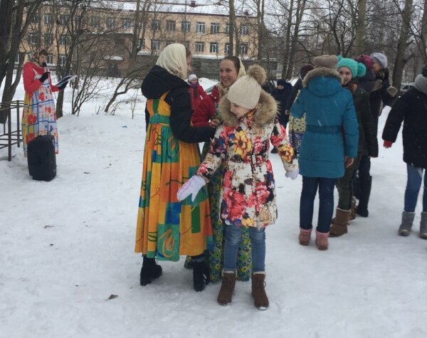 Масленицу встречаем -- Зиму провожаем!