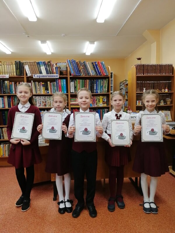 «Поэты русские сильны»