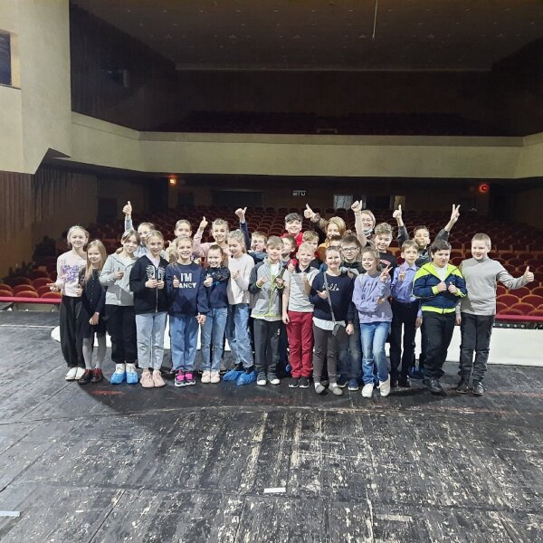 Экскурсия в драмтеатр